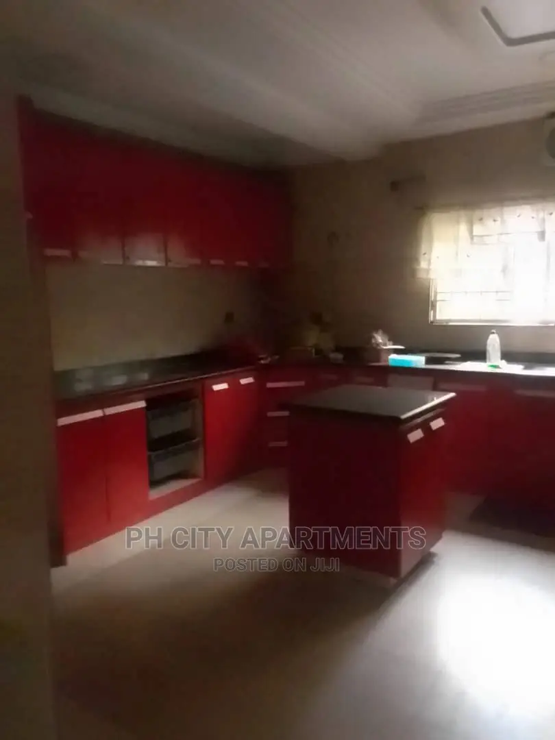 3bdrm Bungalow in Eliozu, Port-Harcourt for sale in Port-Harcourt