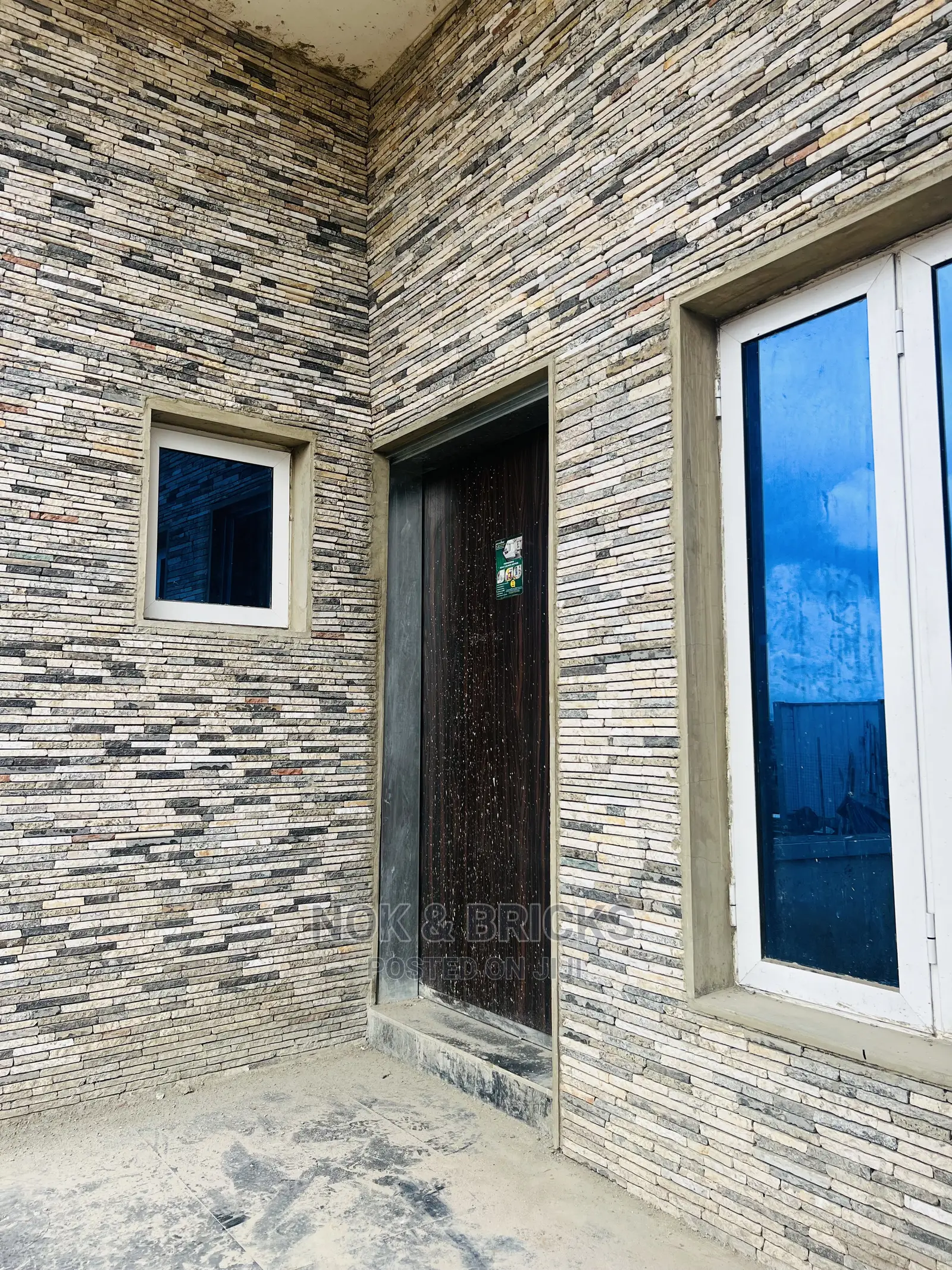 5bdrm Duplex in Briggs Luxury Court, Wuye for sale in Wuye