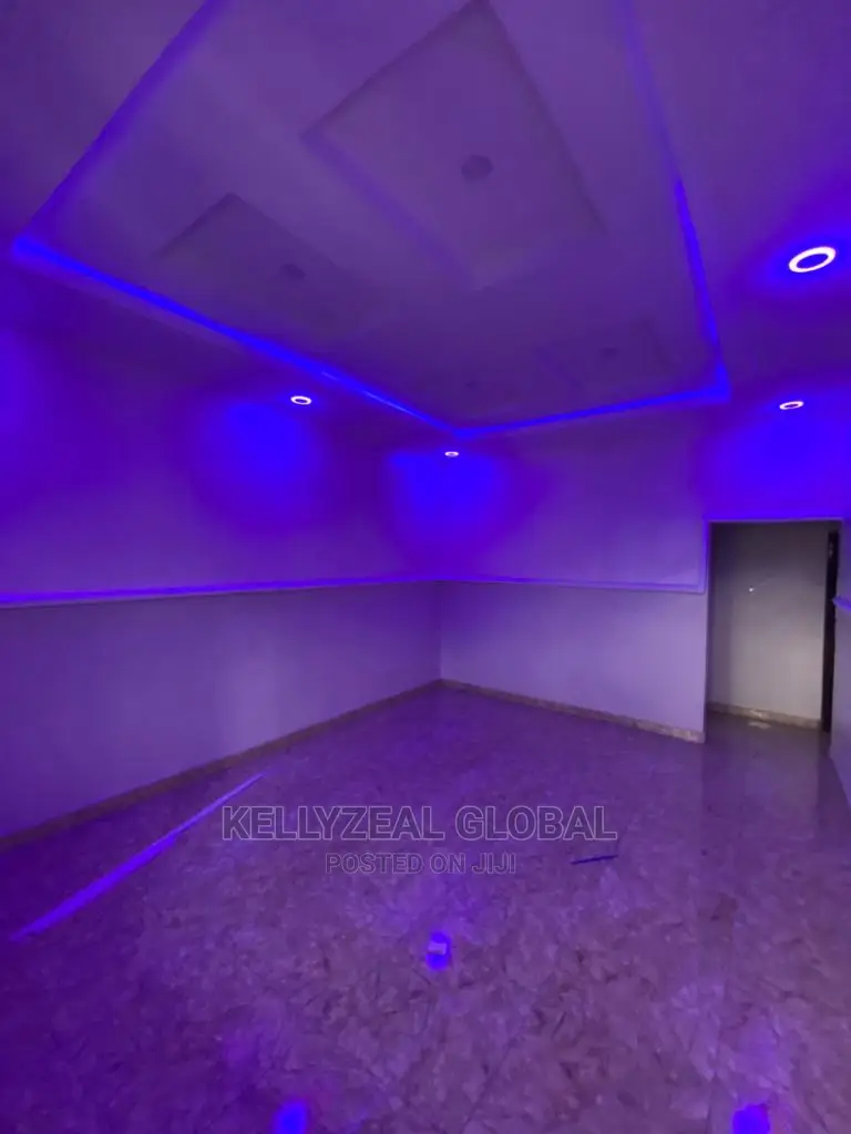 Mini Flat in Gloryland Estate, Ago Palace for rent in Ago Palace