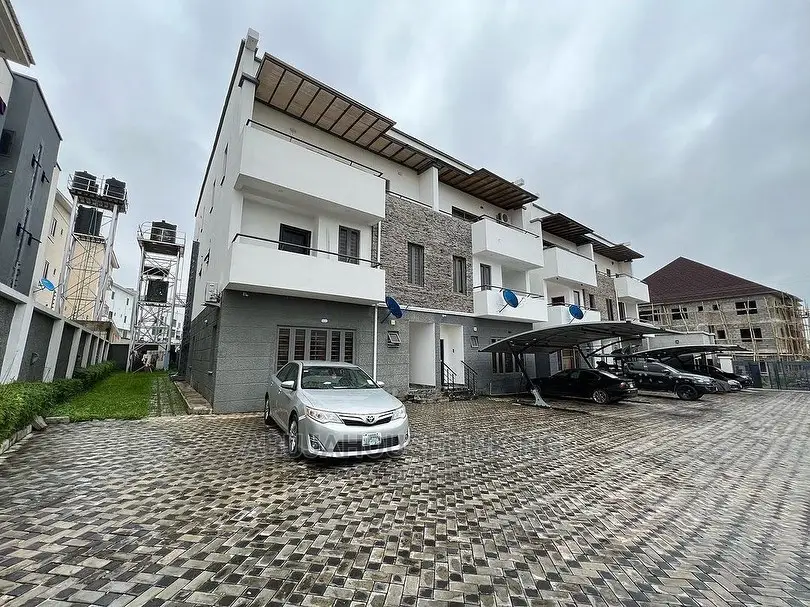 Furnished 5bdrm Townhouse/Terrace in Jahi by Gilmore for Sale in Jahi