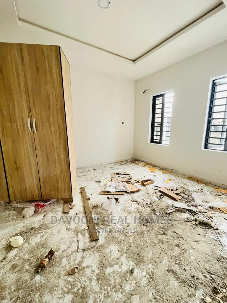 2bdrm Apartment in Ologolo Estate, Lekki for rent in Lekki