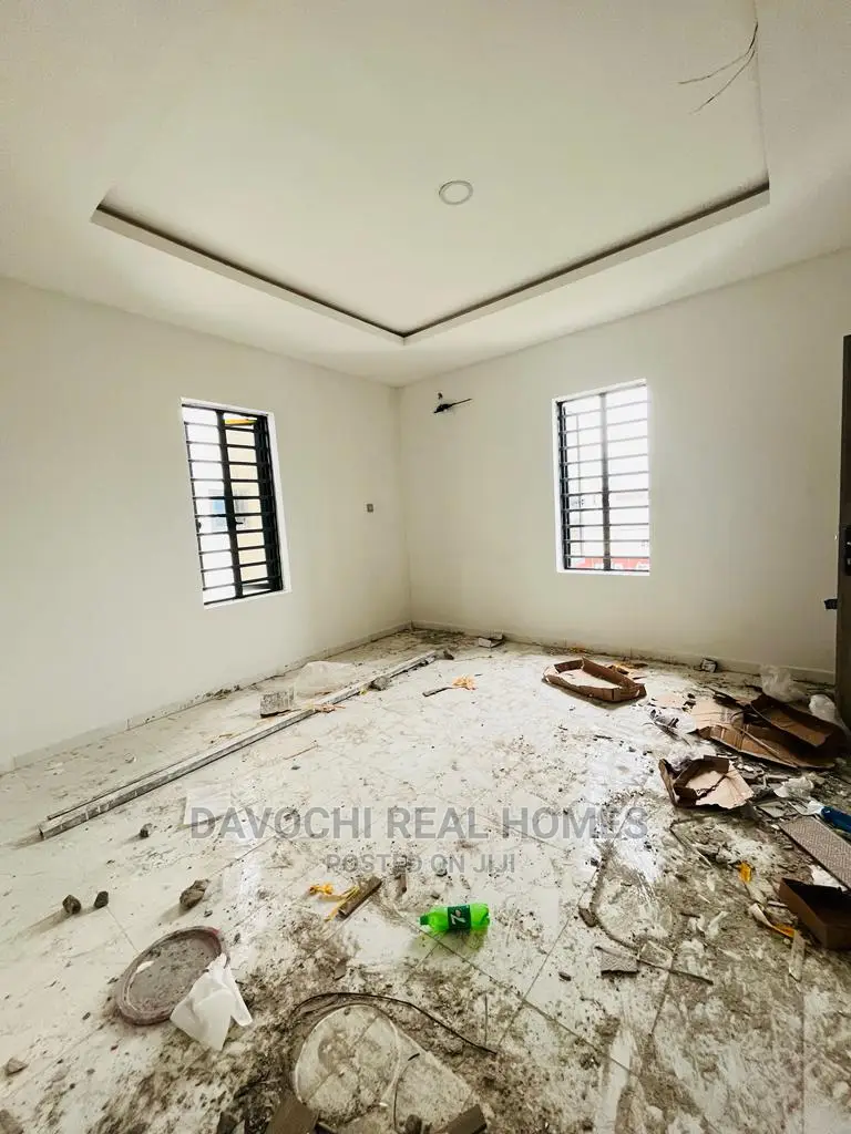 2bdrm Apartment in Ologolo Estate, Lekki for rent in Lekki
