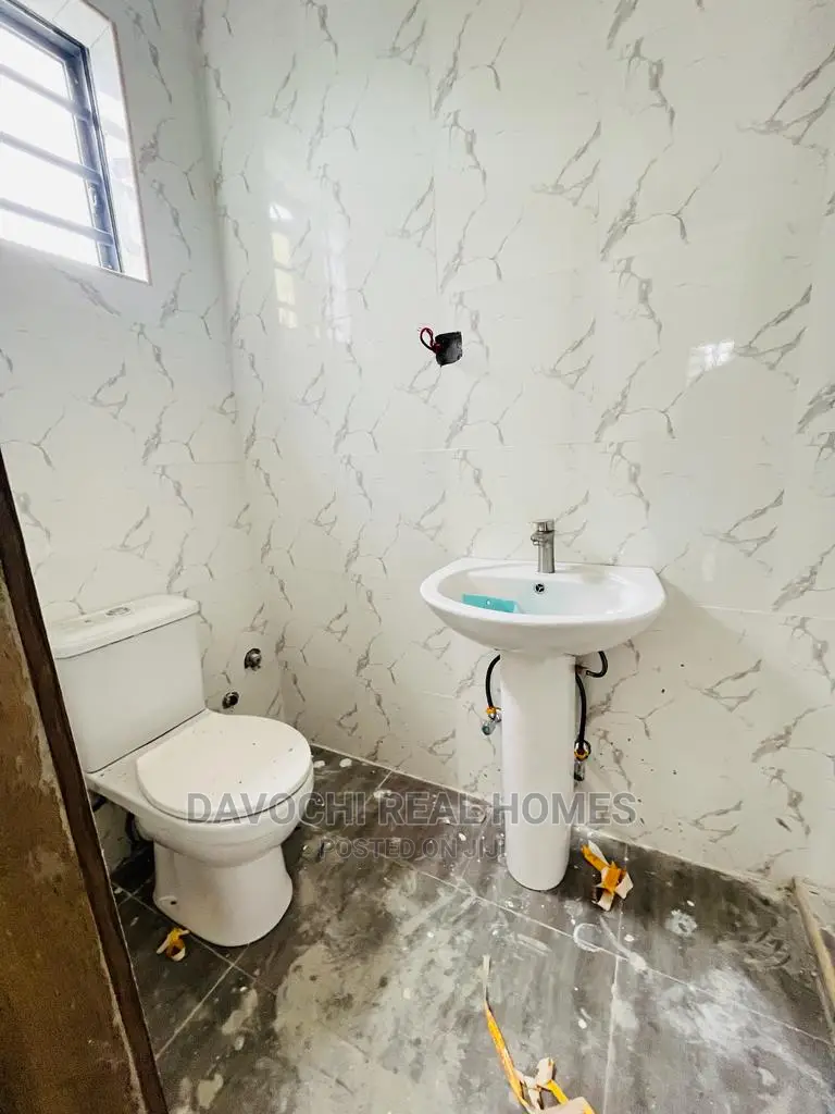 2bdrm Apartment in Ologolo Estate, Lekki for rent in Lekki
