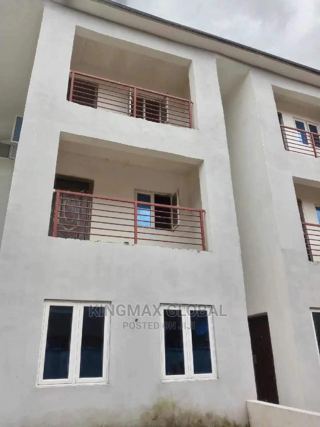 4bdrm Townhouse/Terrace in Wuye for Sale in Wuye