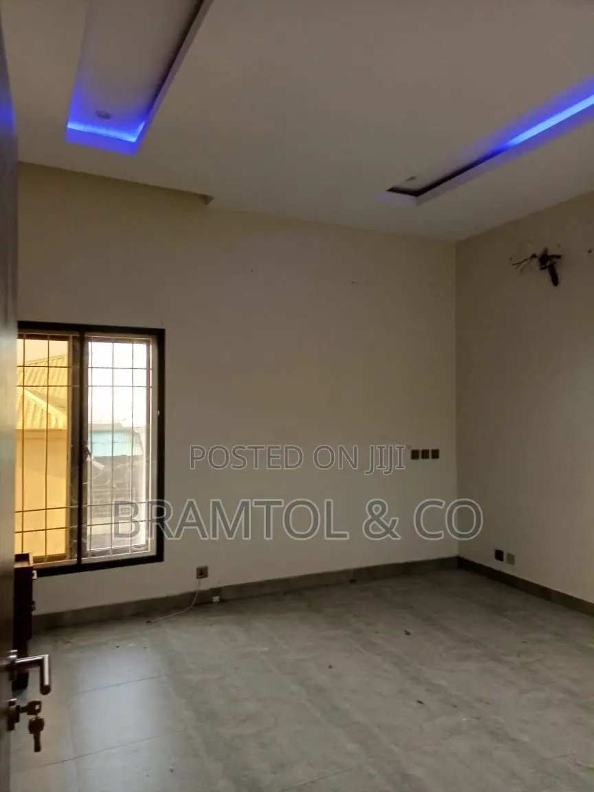 2bdrm Block of Flats in Area 11 for rent in Area 11