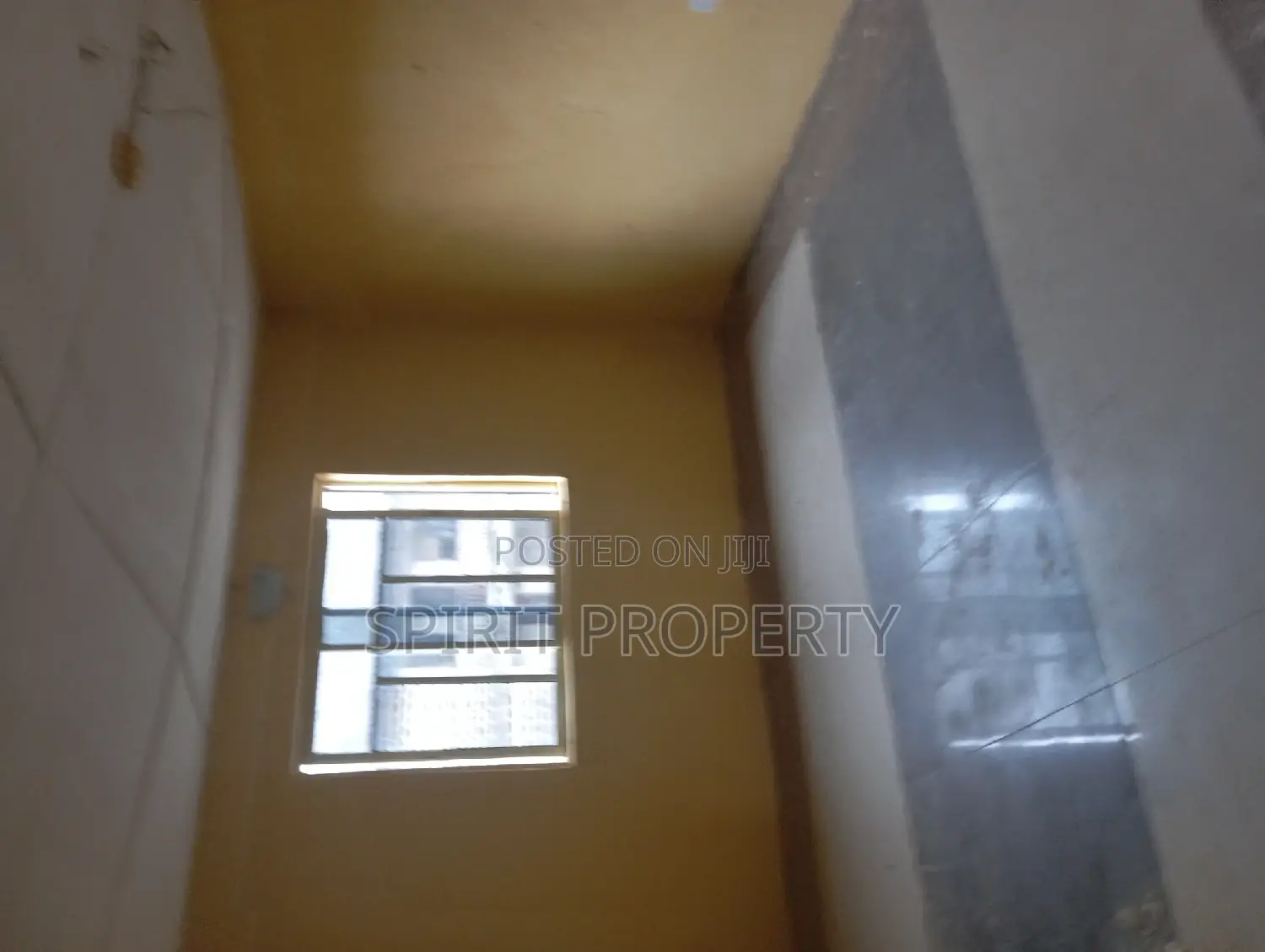 2bdrm Apartment in Agboyi Road, Ogudu for rent in Ogudu