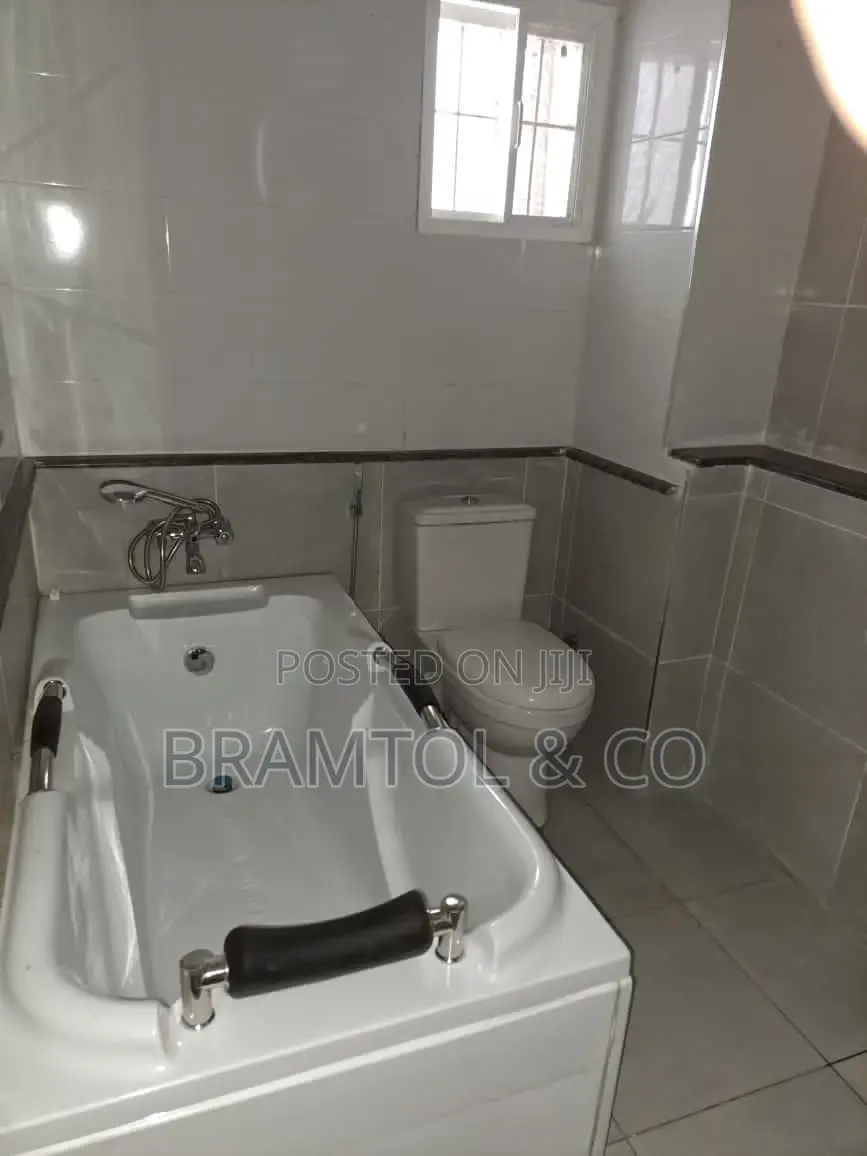 3bdrm Block of Flats in Katampe Extension for rent in Katampe Extension
