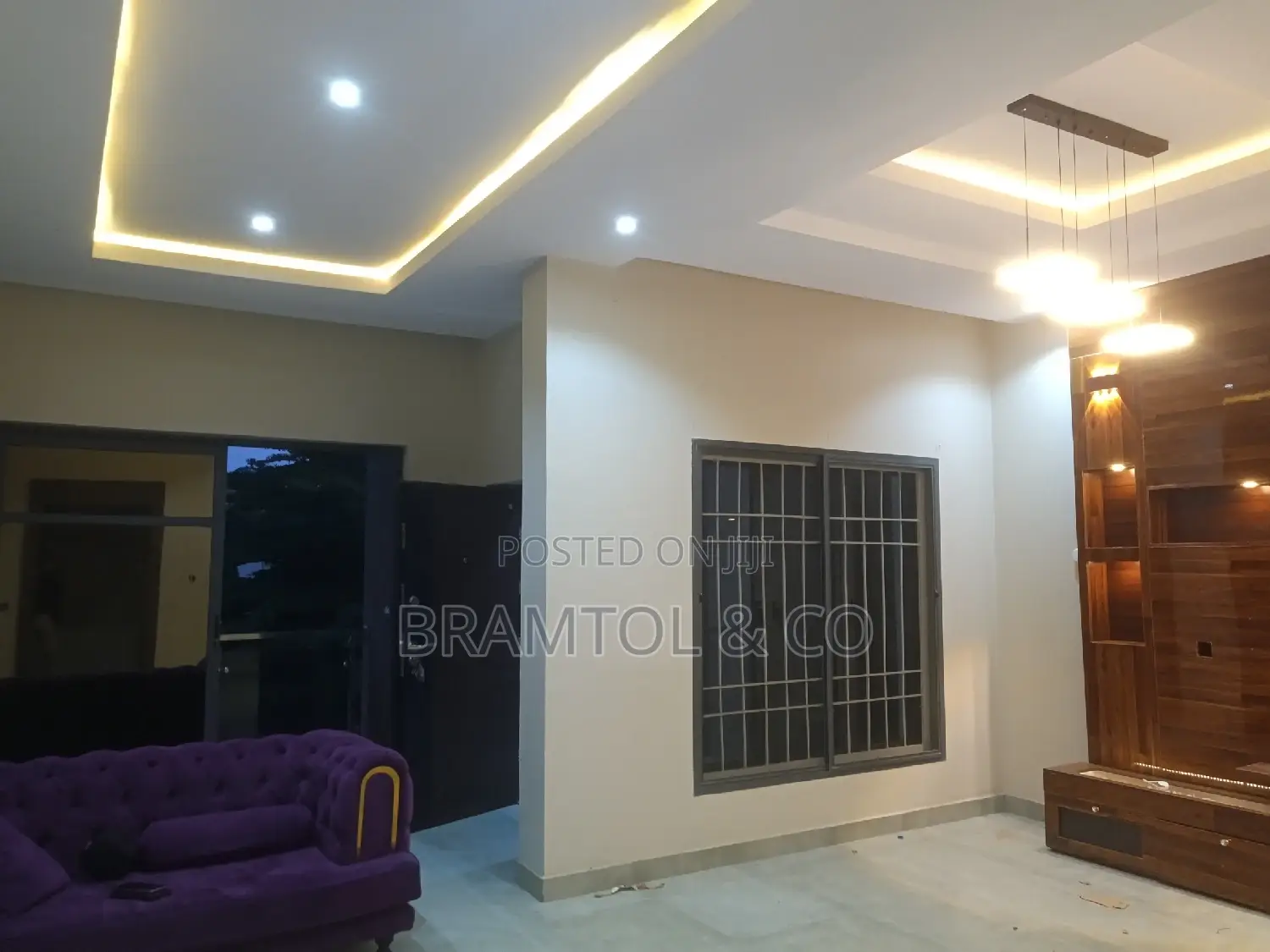 2bdrm Block of Flats in Area 11 for rent in Area 11