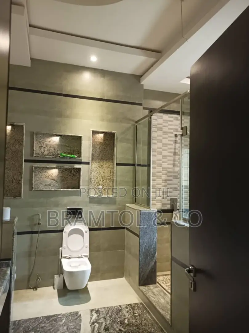 4bdrm Townhouse / Terrace in With Bq, Jahi for rent in Jahi