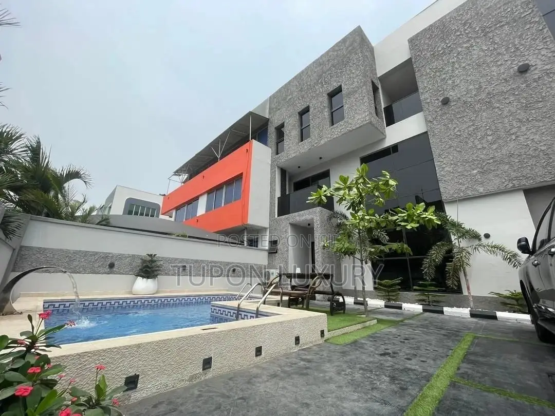 Luxury Fully Automated 4 Bedroom Detached Duplex in Lekki