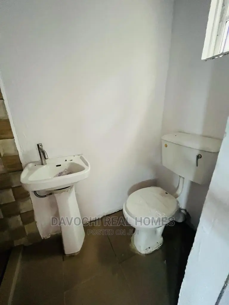 1bdrm Apartment in Ikota Lekki for rent in Lekki