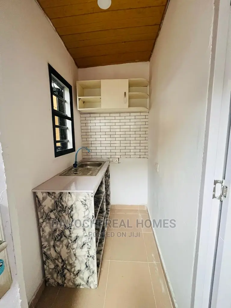 1bdrm Apartment in Ikota Lekki for rent in Lekki