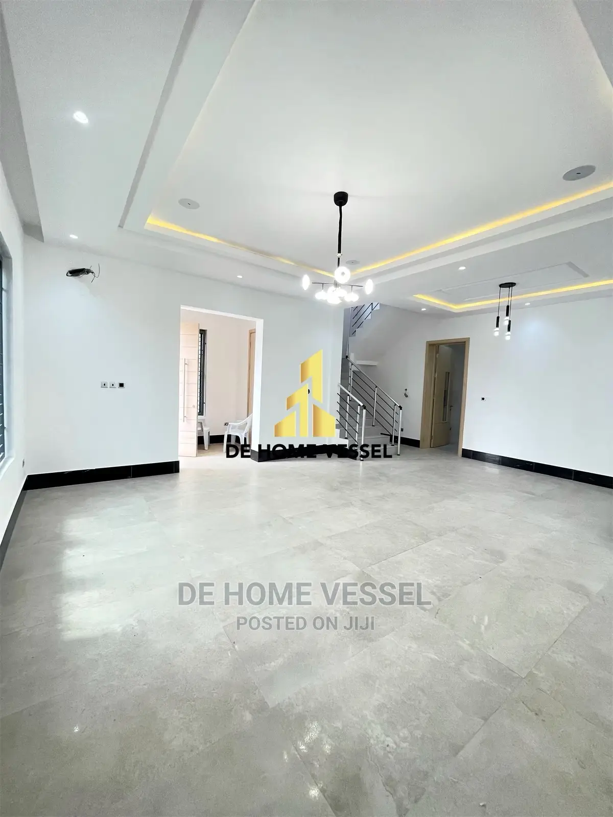6bdrm Duplex in Ikate for sale in Ikate