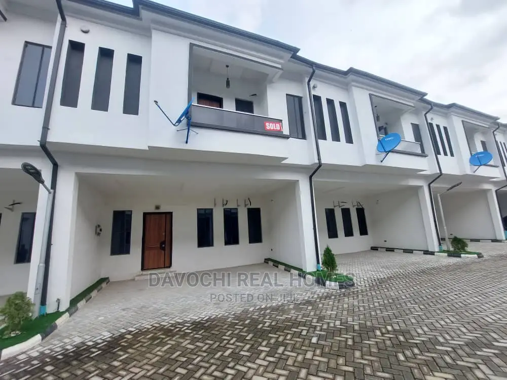 4bdrm Duplex in Chevron Second Toll, Lekki for rent in Lekki