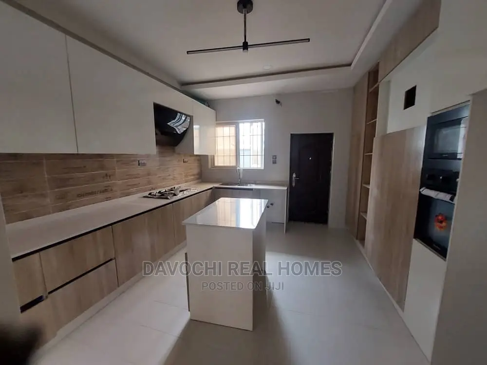 4bdrm Duplex in Immediately After, Lekki for rent in Lekki