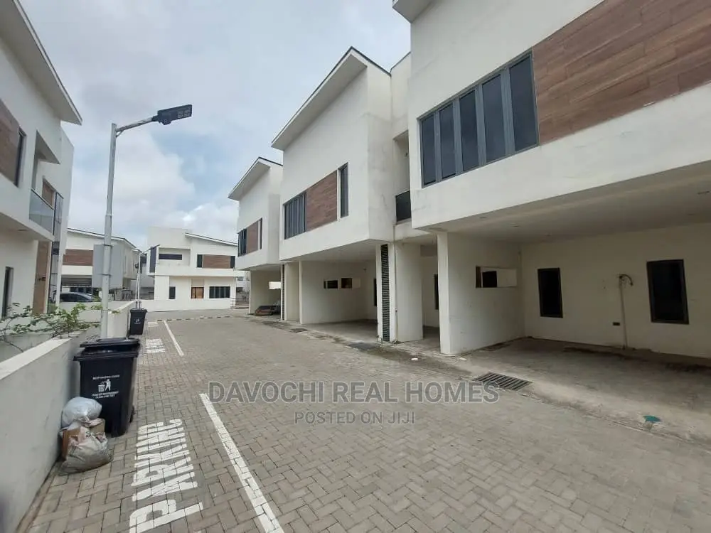 3bdrm Duplex in Immediately After, Lekki for rent in Lekki