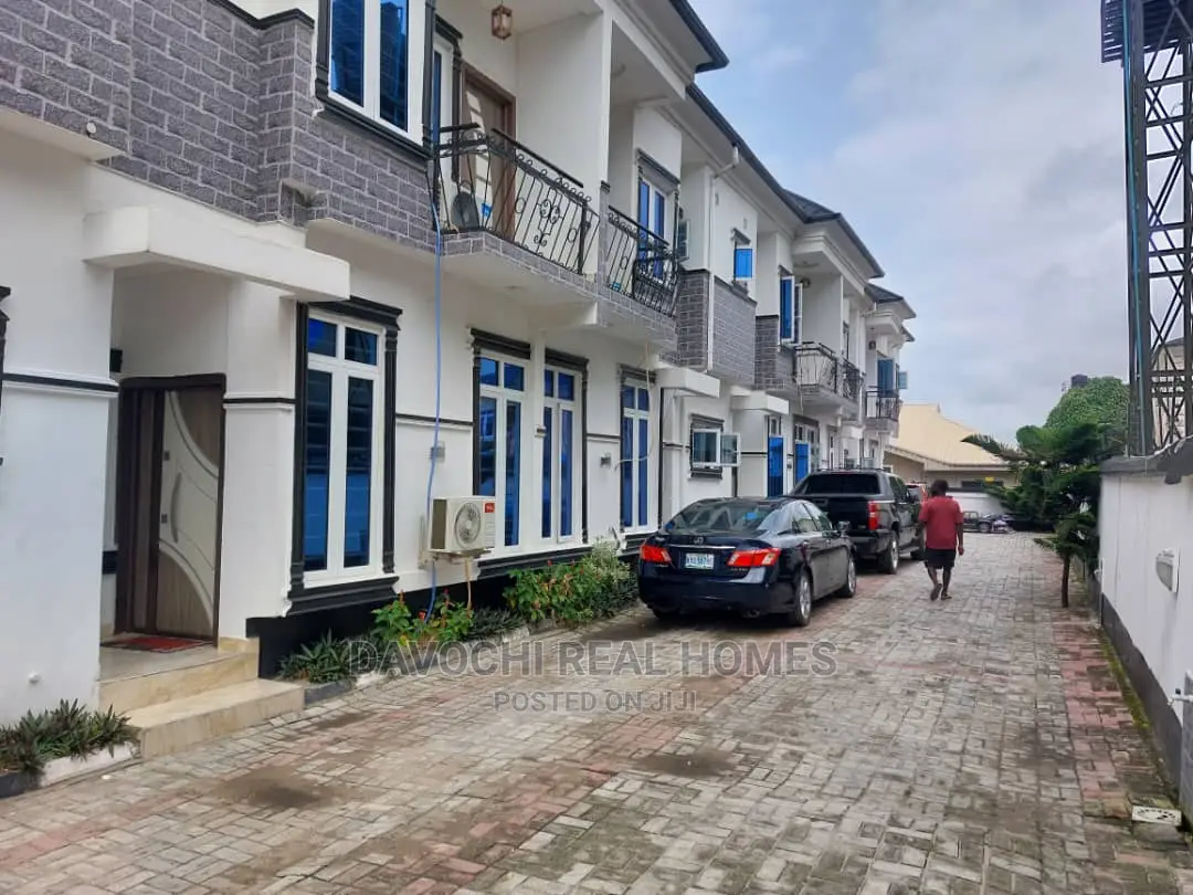 3bdrm Duplex in Mobile Road for rent in Lekki
