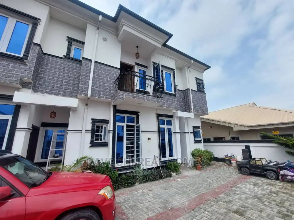 3bdrm Duplex in Mobile Road for rent in Lekki