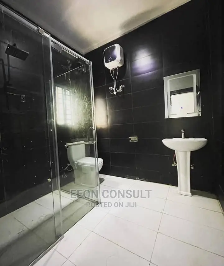 5bdrm Duplex in Dawaki for sale in Dawaki