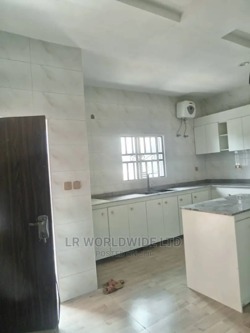 4bdrm Duplex in Riverpark, Lugbe District for sale in Lugbe District