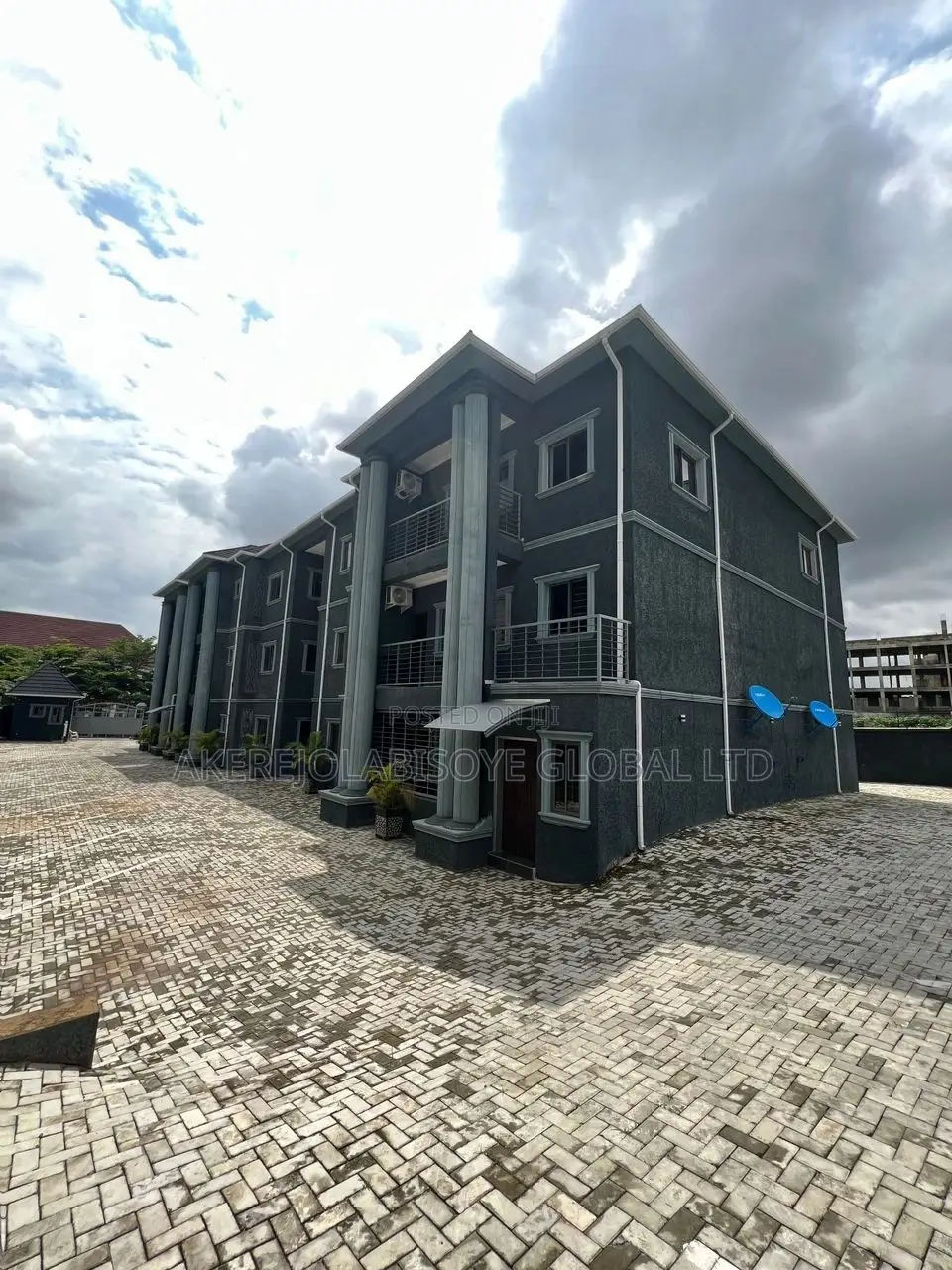 Furnished 3bdrm Block of Flats in Guzape for sale in Guzape District