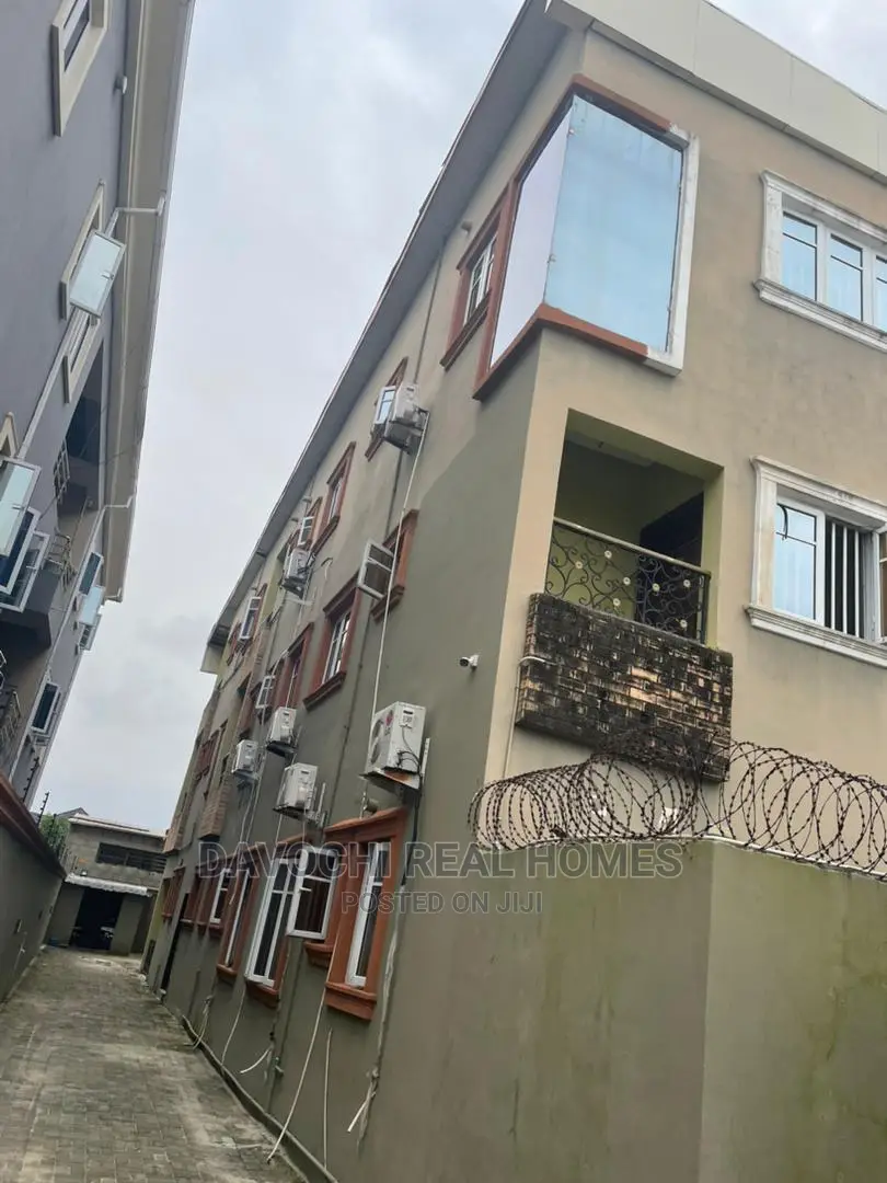3bdrm Apartment in Ajah-Lekki for rent in Lekki