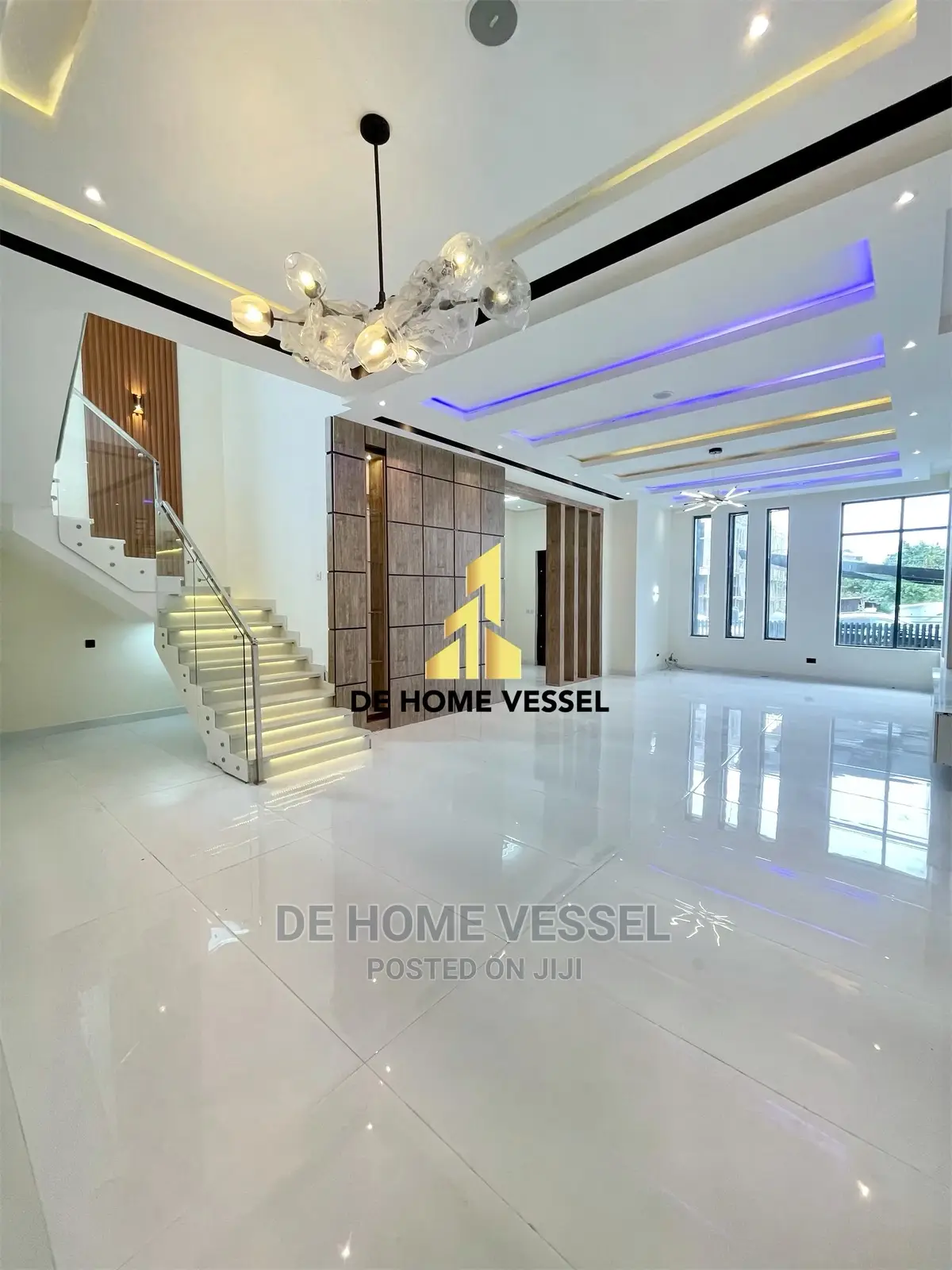 5bdrm Duplex in Ikota for sale in Ikota