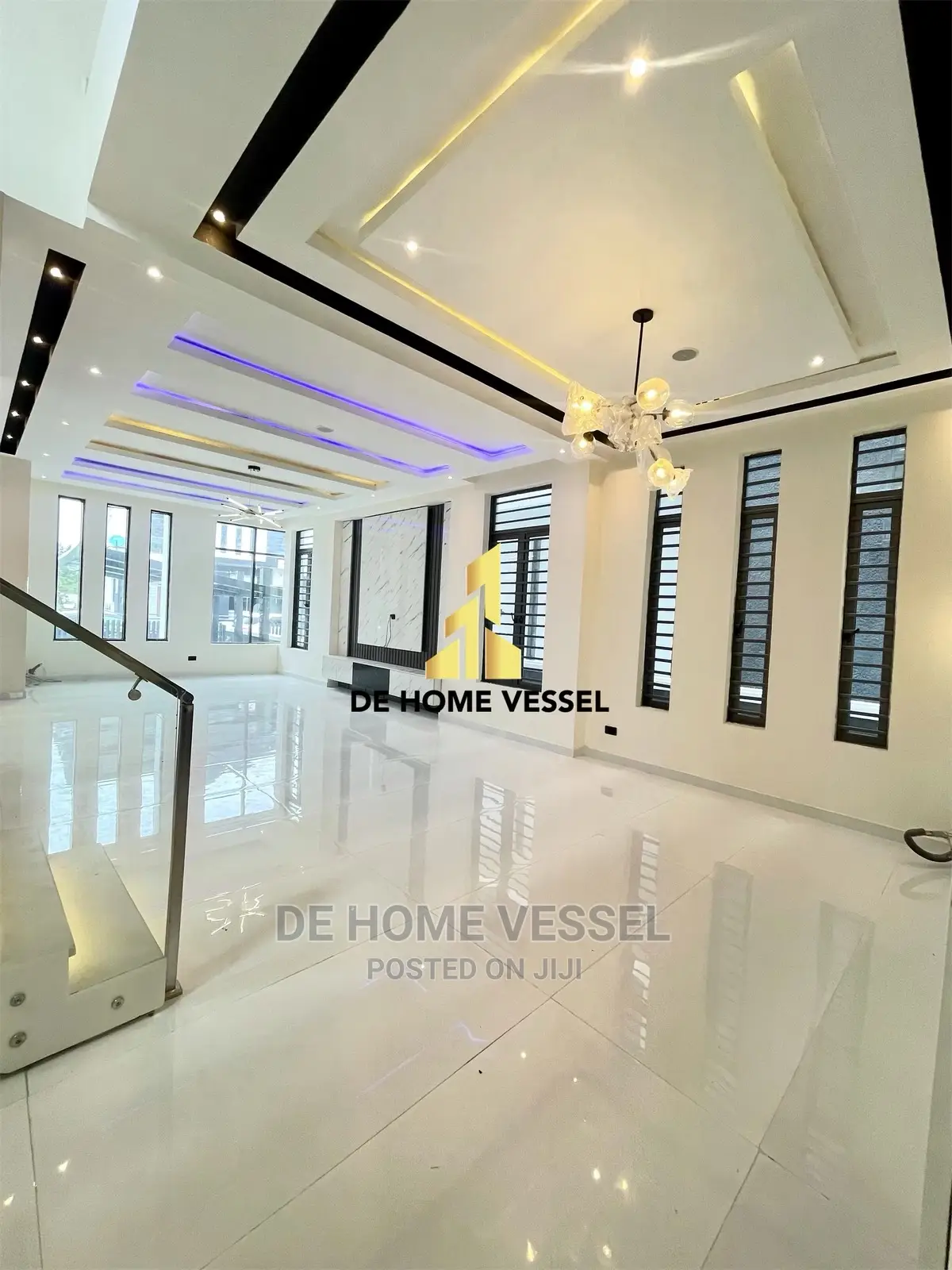 5bdrm Duplex in Ikota for sale in Ikota