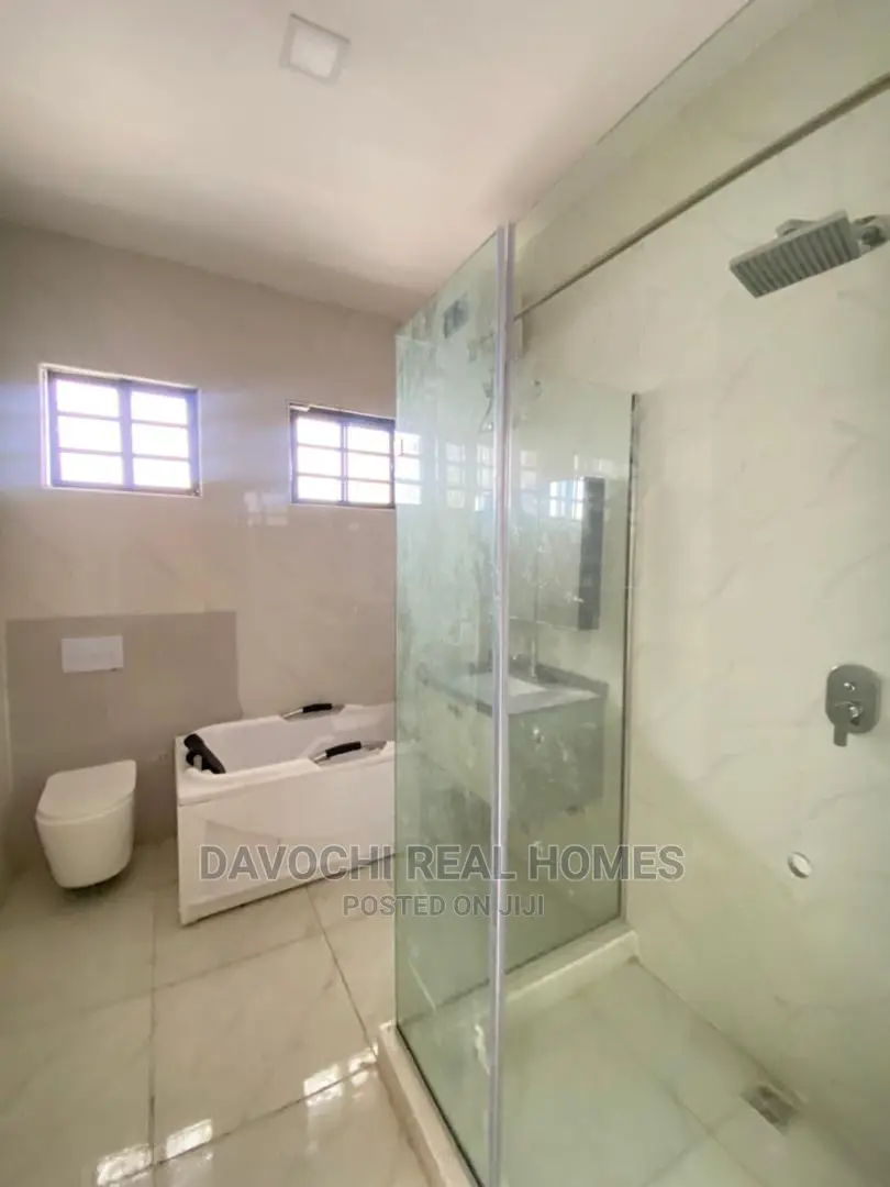 4bdrm Duplex in Ologolo Estate, Lekki for sale in Lekki