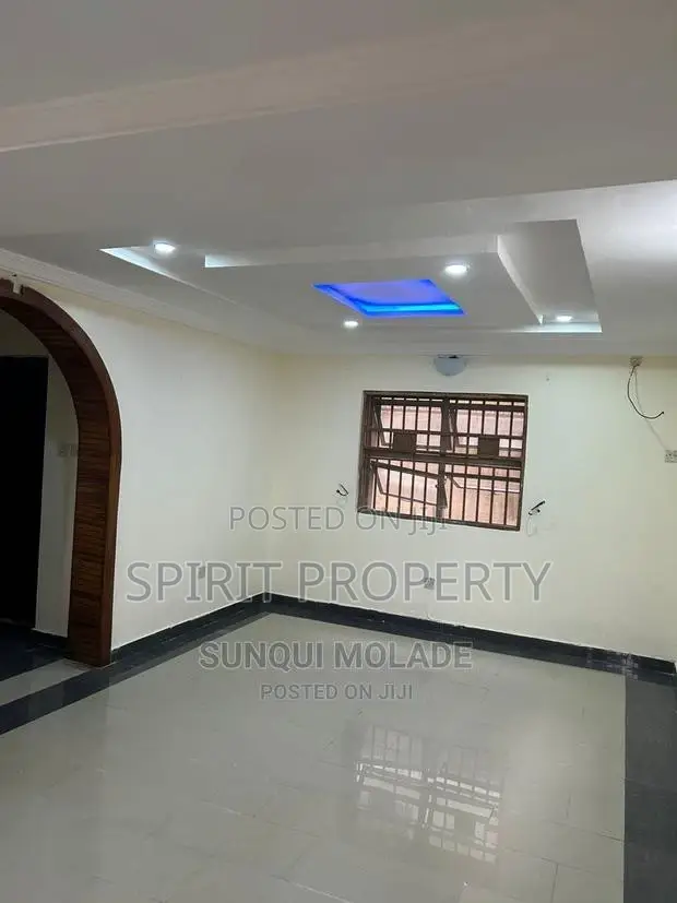 4bdrm Duplex in Magodo for rent in Magodo