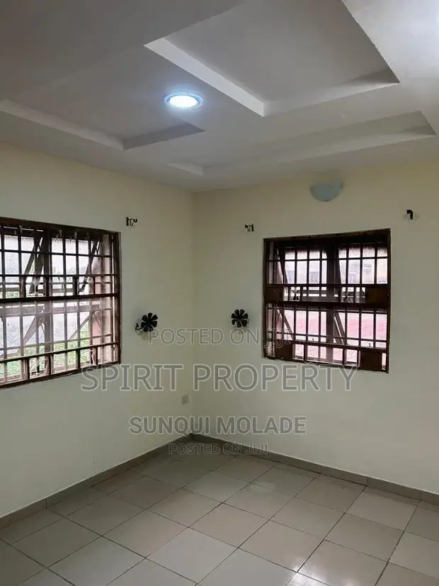 4bdrm Duplex in Magodo for rent in Magodo