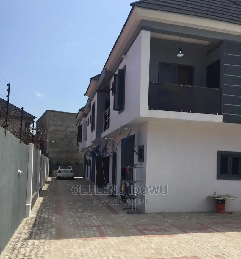 Furnished 2bdrm Block of Flats in Lagos Island / Lagos Island for sale in Lagos Island / Lagos Island