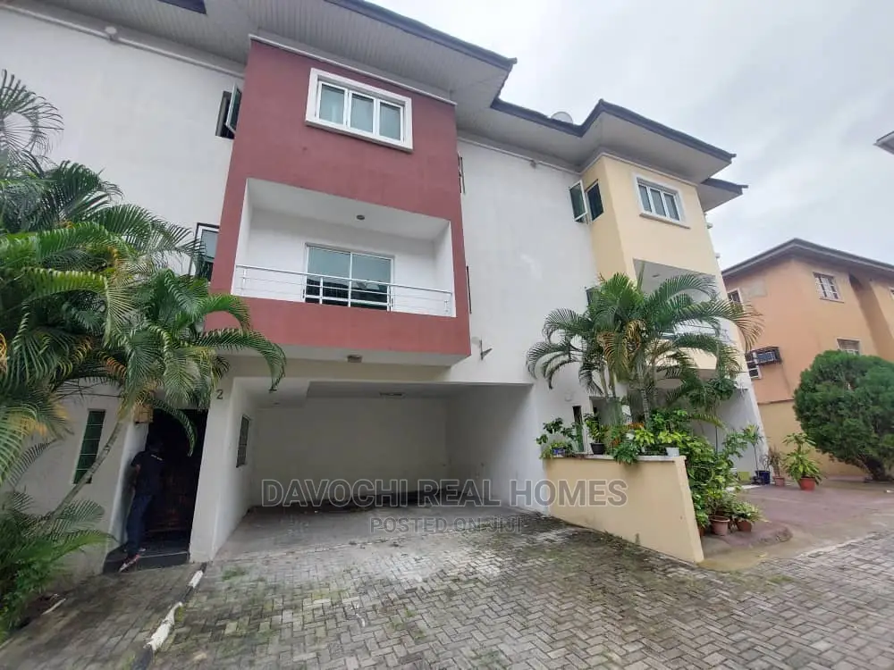 3bdrm Duplex in Immediately After, Lekki for rent in Lekki
