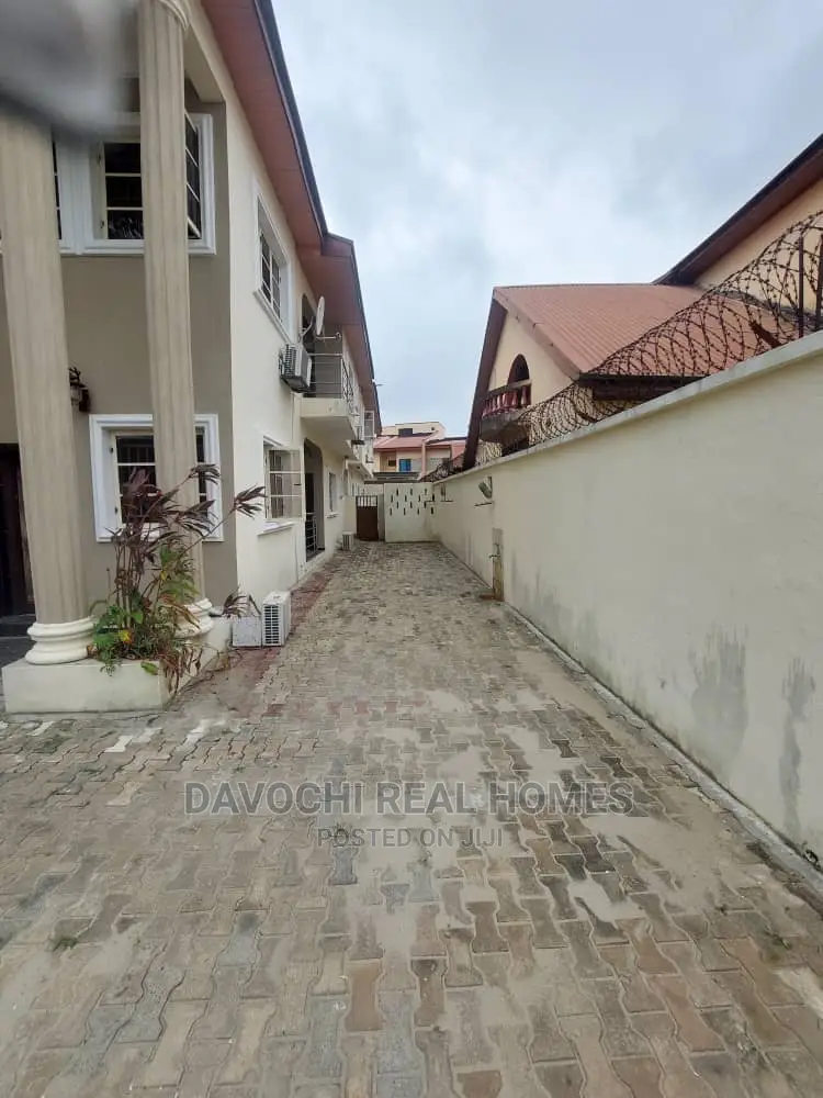 4bdrm Duplex in Immediately After, Lekki for rent in Lekki