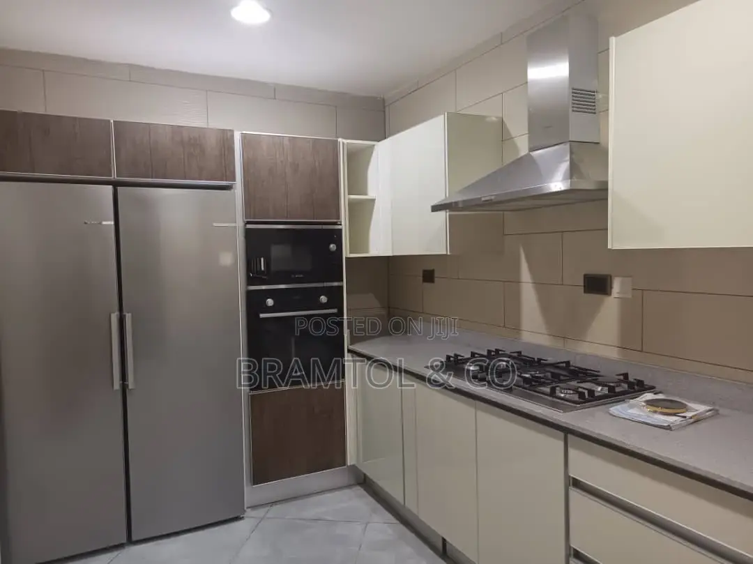 3bdrm Townhouse / Terrace in Plus Bq, Maitama for rent in Maitama