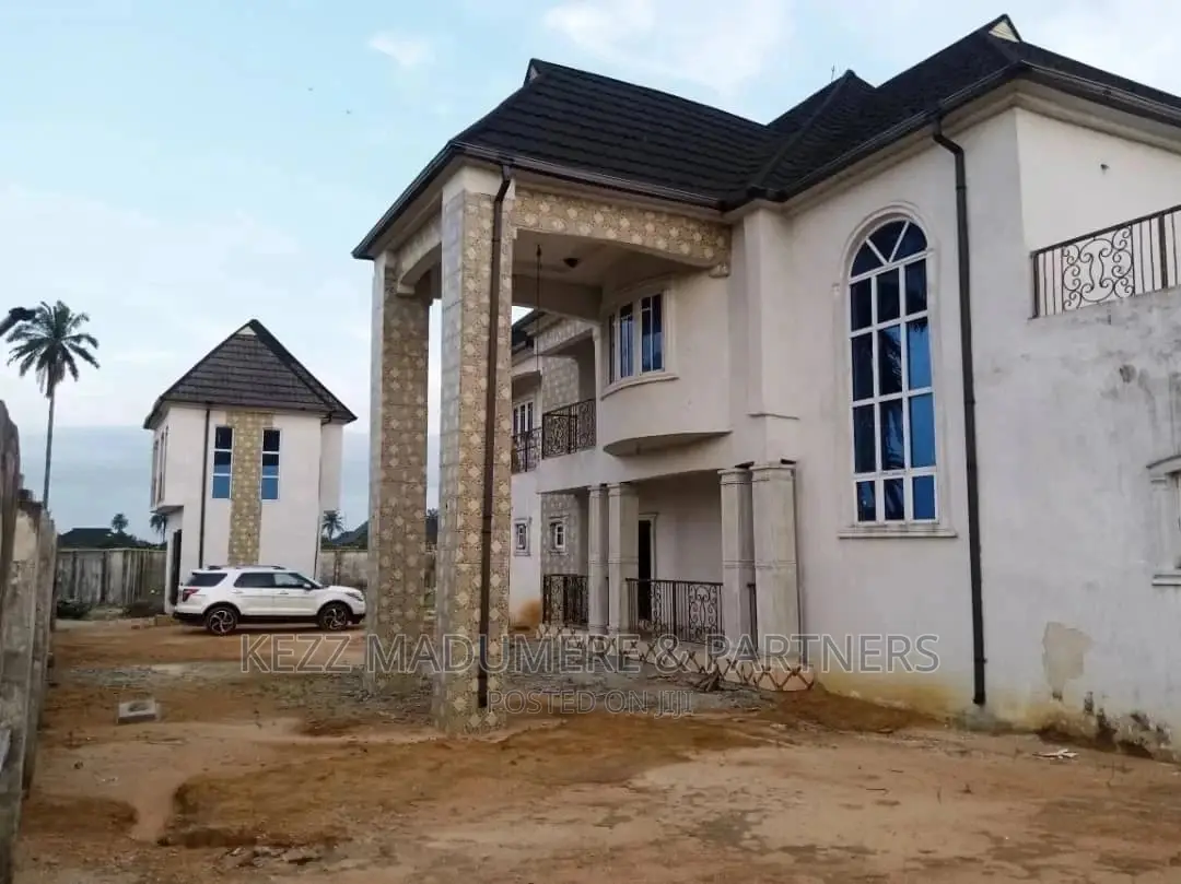 6bdrm Duplex in C4I Police Check, Port-Harcourt for sale in Port-Harcourt