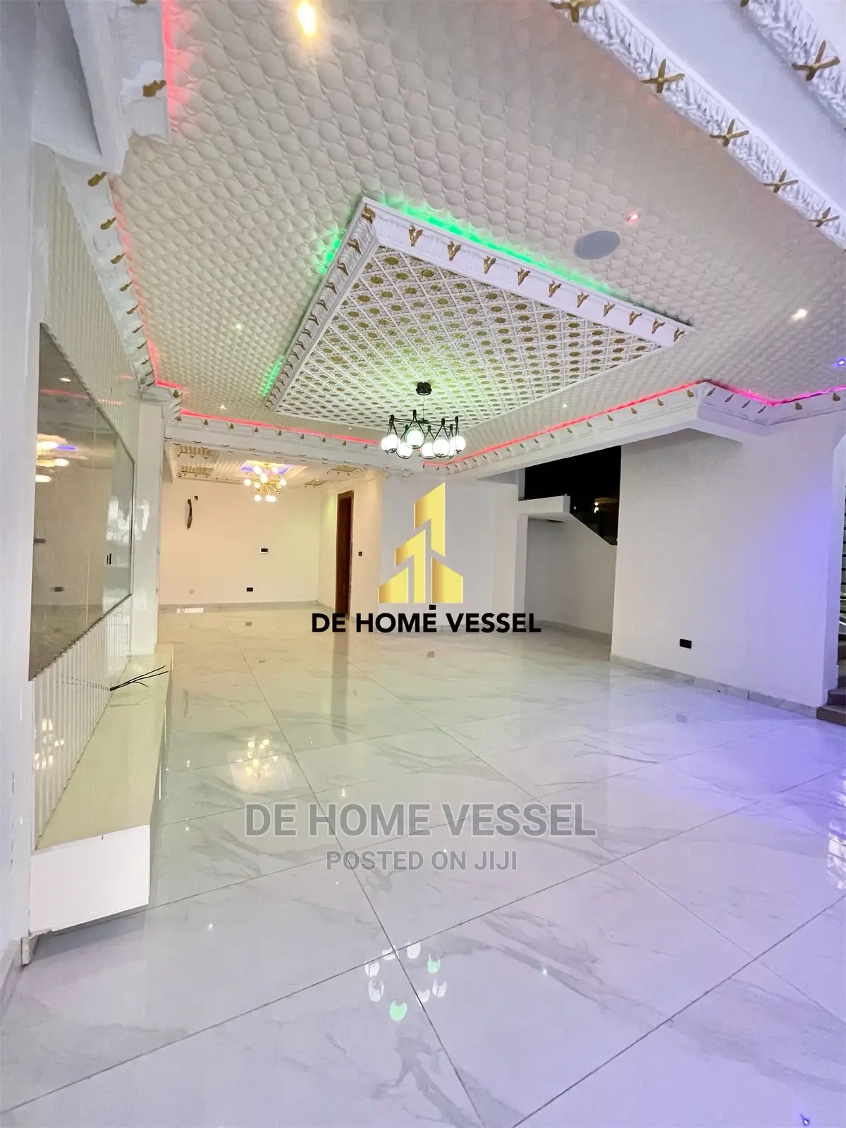 5bdrm Duplex in Ikota for sale in Ikota