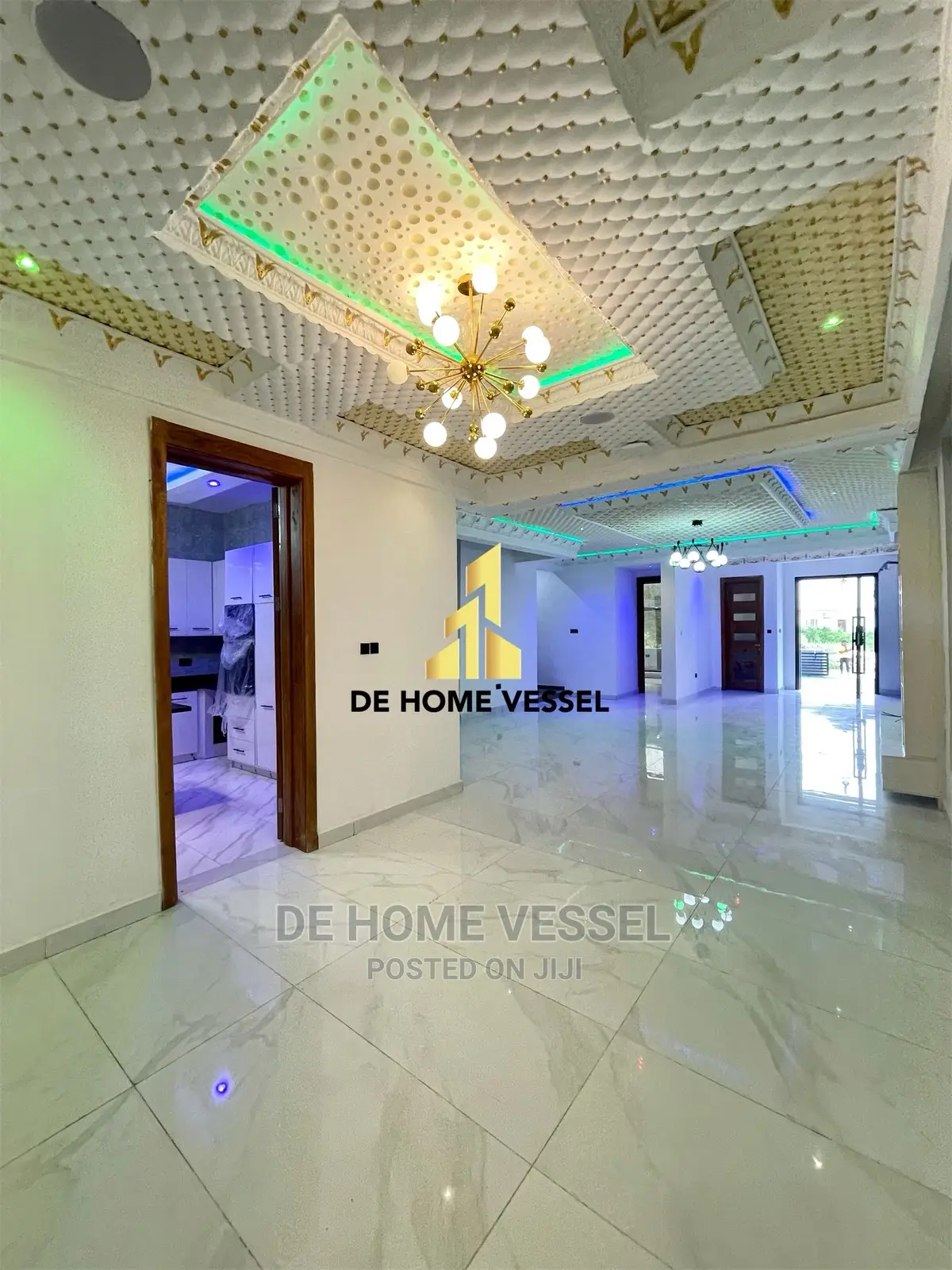 5bdrm Duplex in Ikota for sale in Ikota