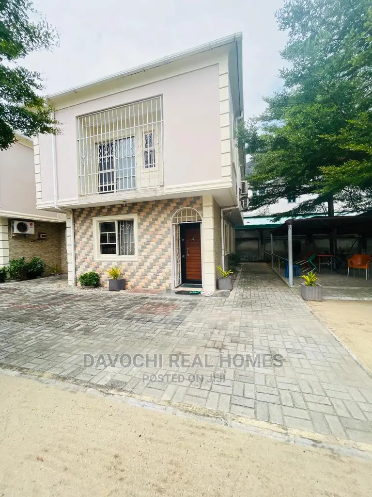 3bdrm Duplex in Ologolo Estate, Lekki for rent in Lekki