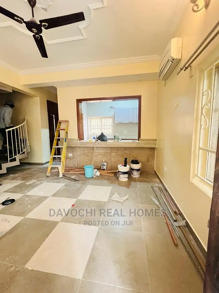 3bdrm Duplex in Ologolo Estate, Lekki for rent in Lekki