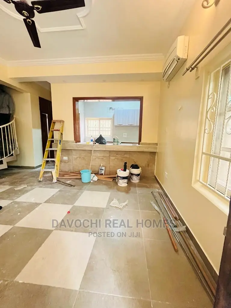 3bdrm Duplex in Ologolo Estate, Lekki for rent in Lekki