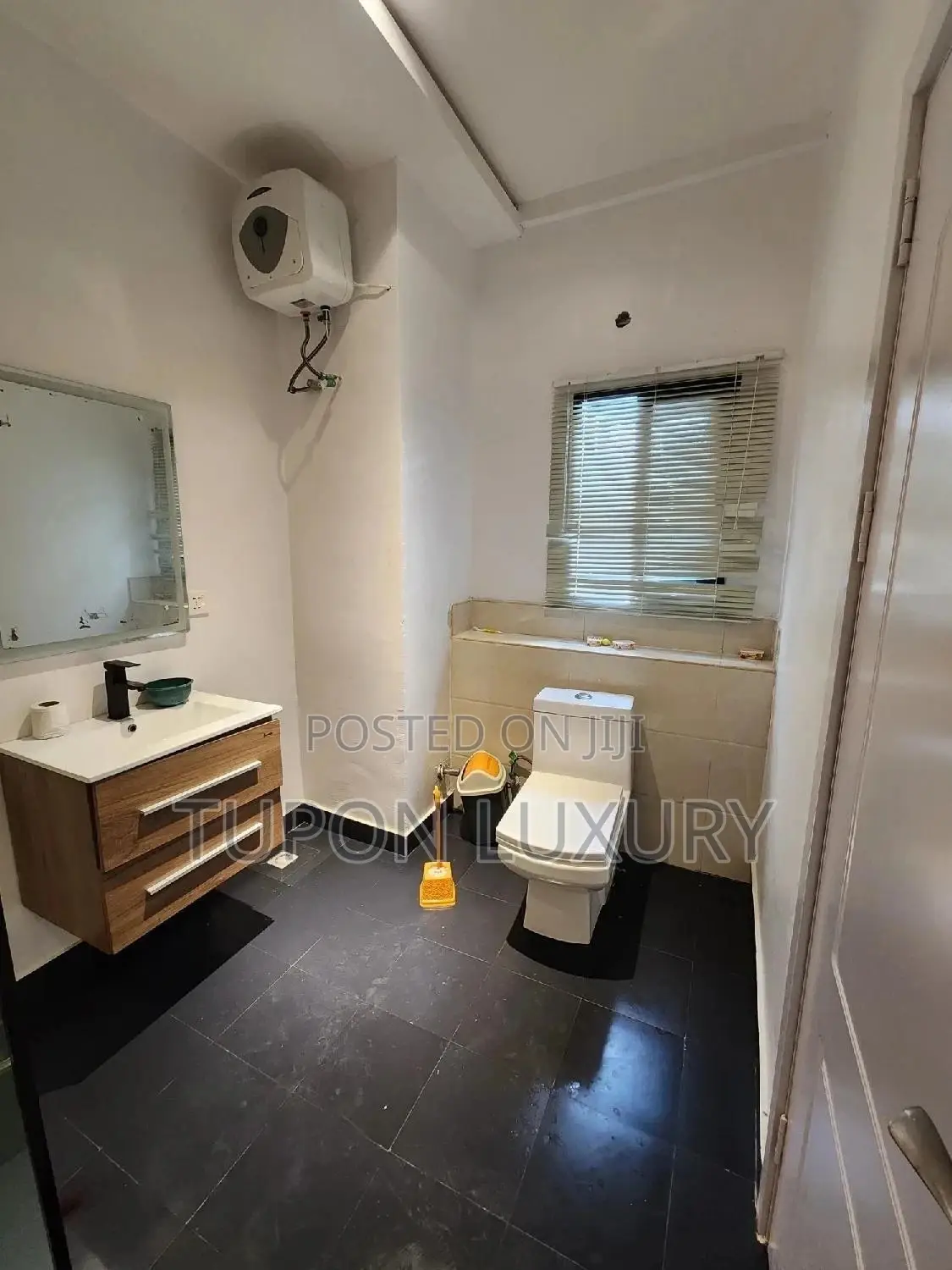Two Bedroom Duplex With Ps5, Snooker and Ps5 in Ikate