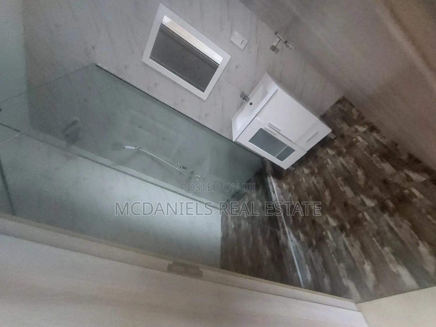 3bdrm Apartment in Oniru Estate, Victoria Island Extension for rent in Victoria Island Extension