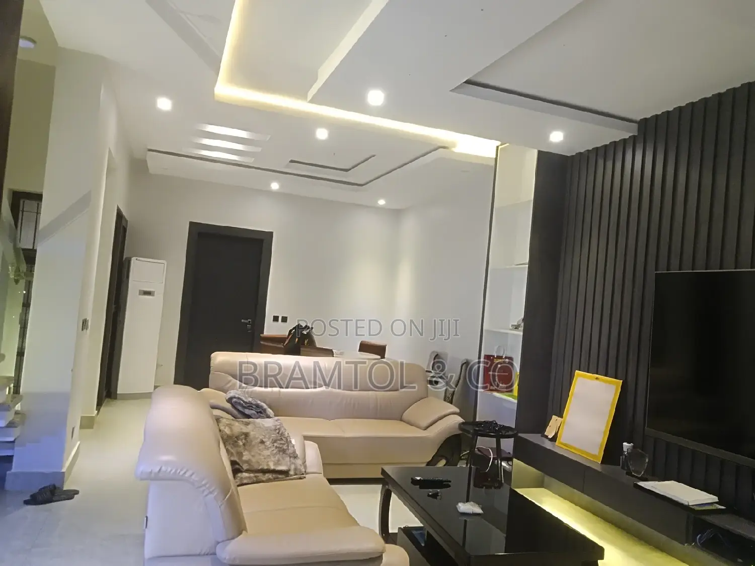 4bdrm Townhouse / Terrace in With Bq, Jahi for rent in Jahi