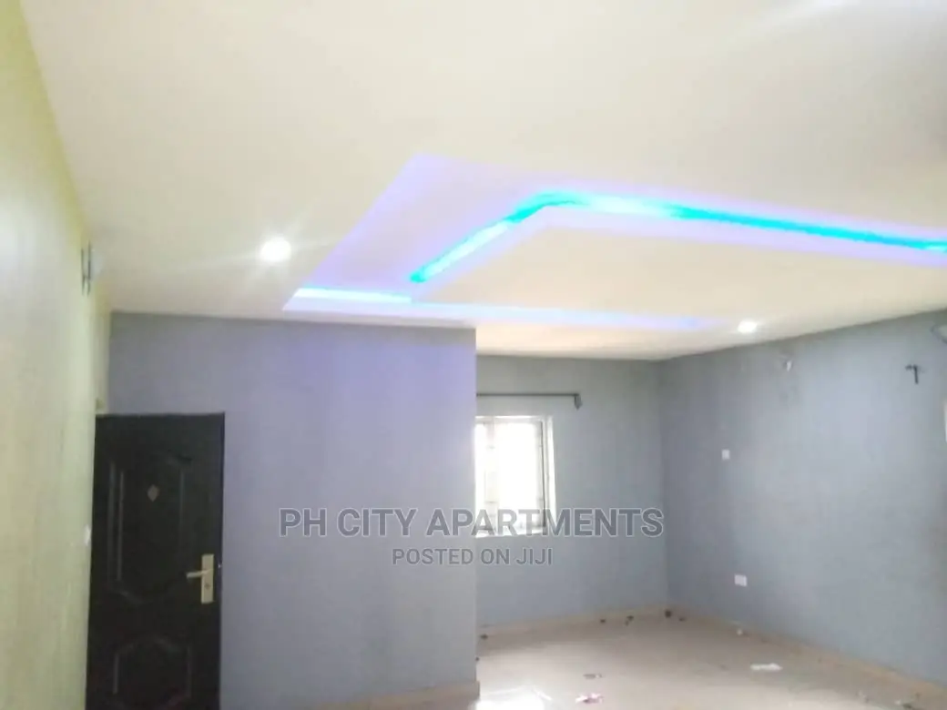3bdrm Block of Flats in Cedarwood Estate, Port-Harcourt for rent in Port-Harcourt