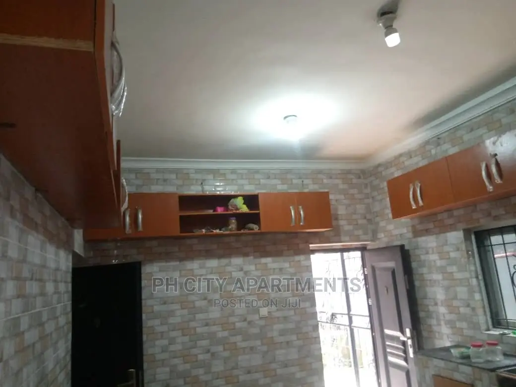 3bdrm Block of Flats in Cedarwood Estate, Port-Harcourt for rent in Port-Harcourt