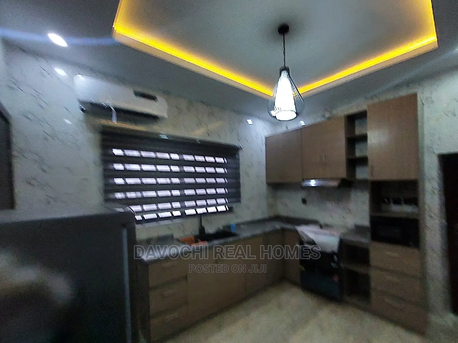 Furnished 1bdrm Block of Flats in Lekki Phase 2 for sale in Lekki