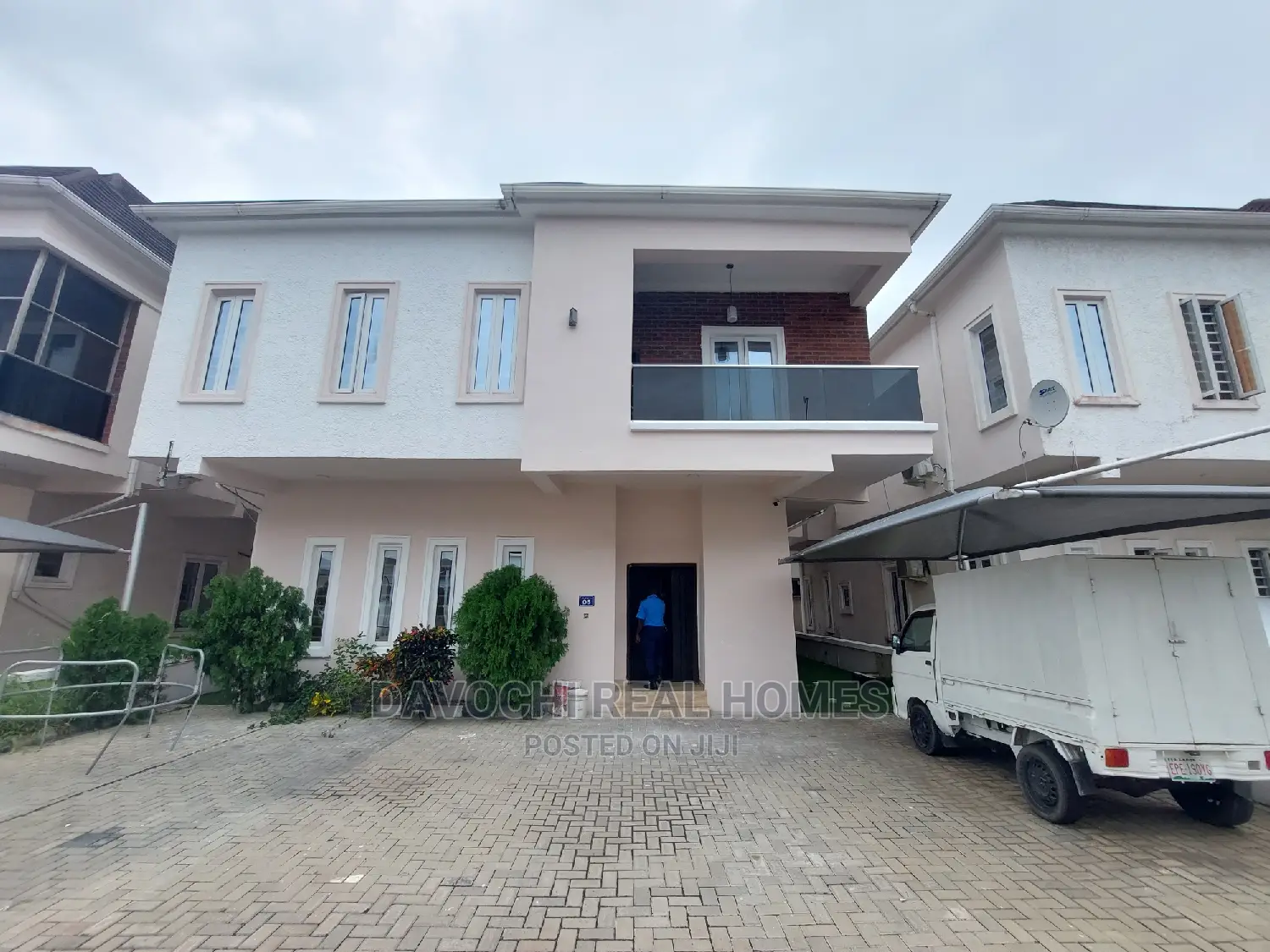 5bdrm Duplex in Chevron Second Toll, Lekki for rent in Lekki