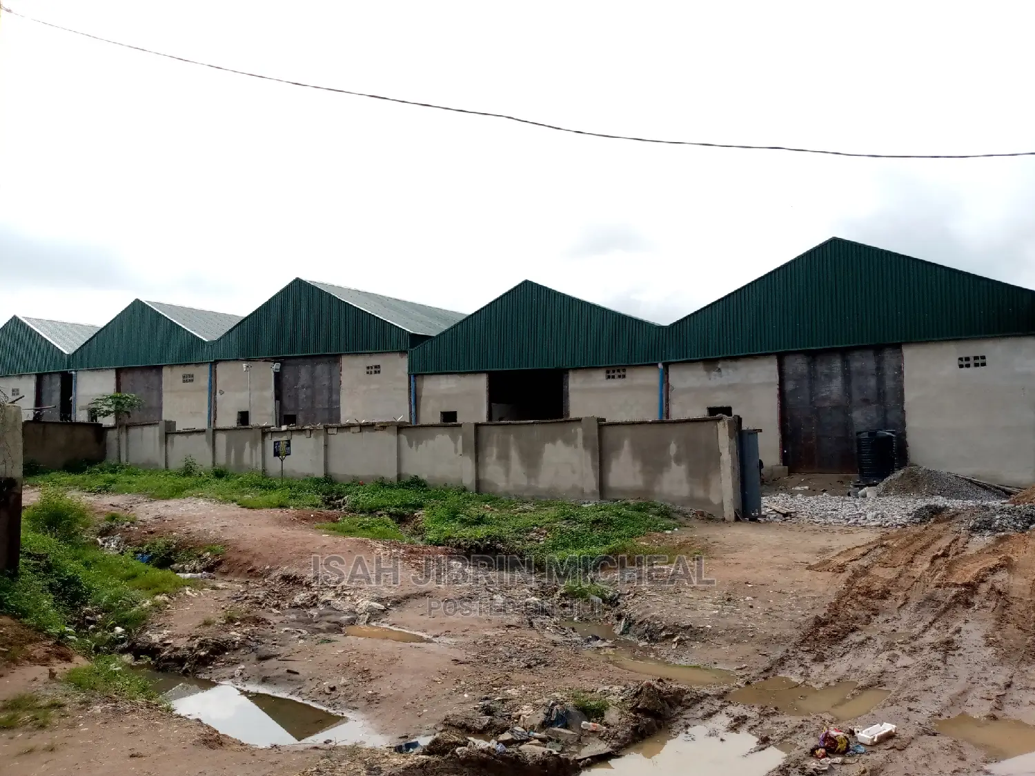 Newly Built Standard Warehouse for Rent in Decidei Market in Kubwa