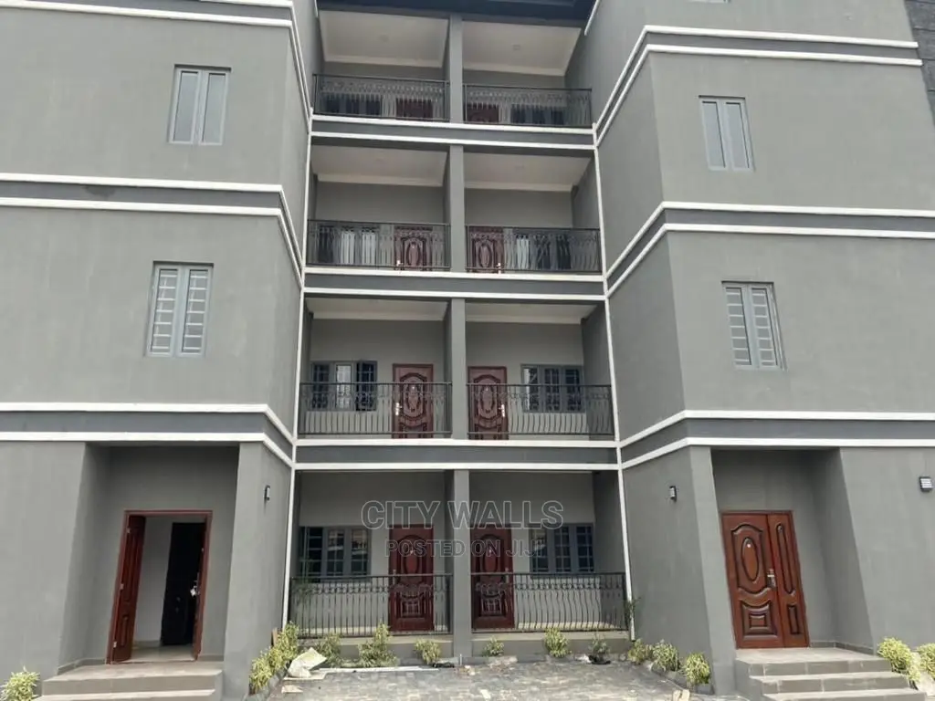 3bdrm Block of Flats in Lekki Phase 1 for rent in Lekki Phase 1